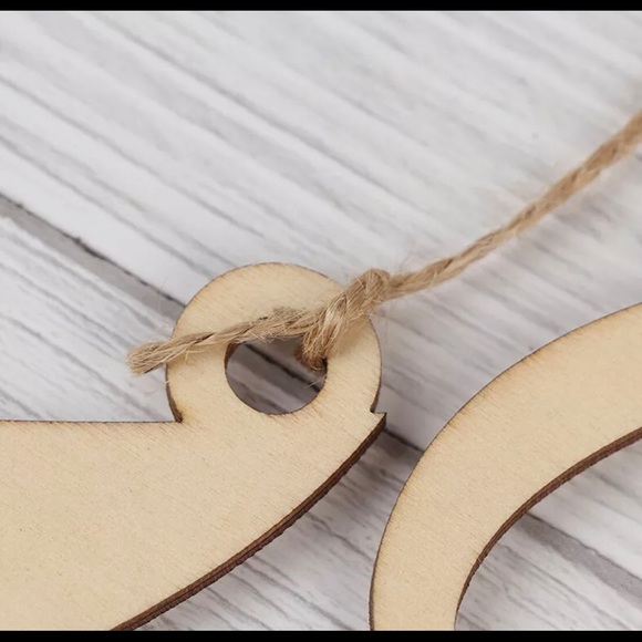 New Wooden Mr. & Mrs Wedding Day Signs - Picture 7 of 12